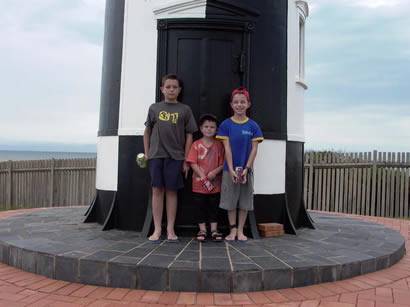 Click for original image 20k 410x307