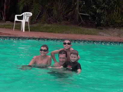 Click for original image 24k 410x307