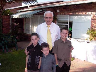 Click for original image 58k 400x300